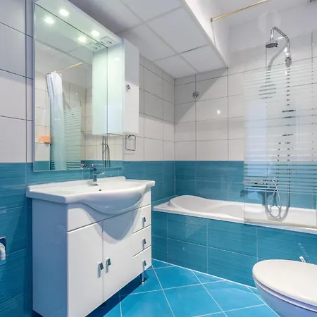 1 Bedroom Gorgeous In Apartamento *