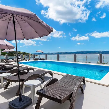 דירה With Sea View Ii